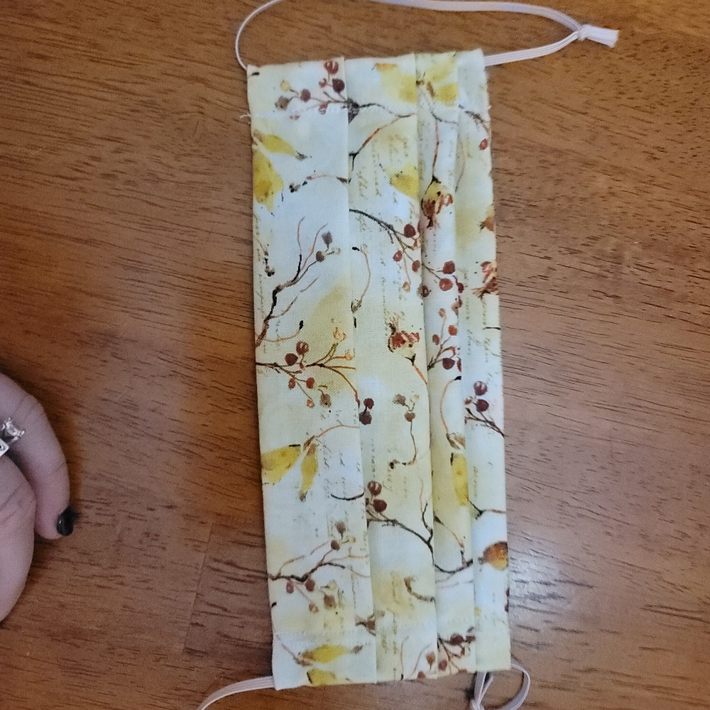 Fall Face Mask - Picture 3 of 4